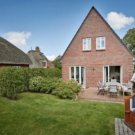 Holiday home Hygge Hus Oevenum